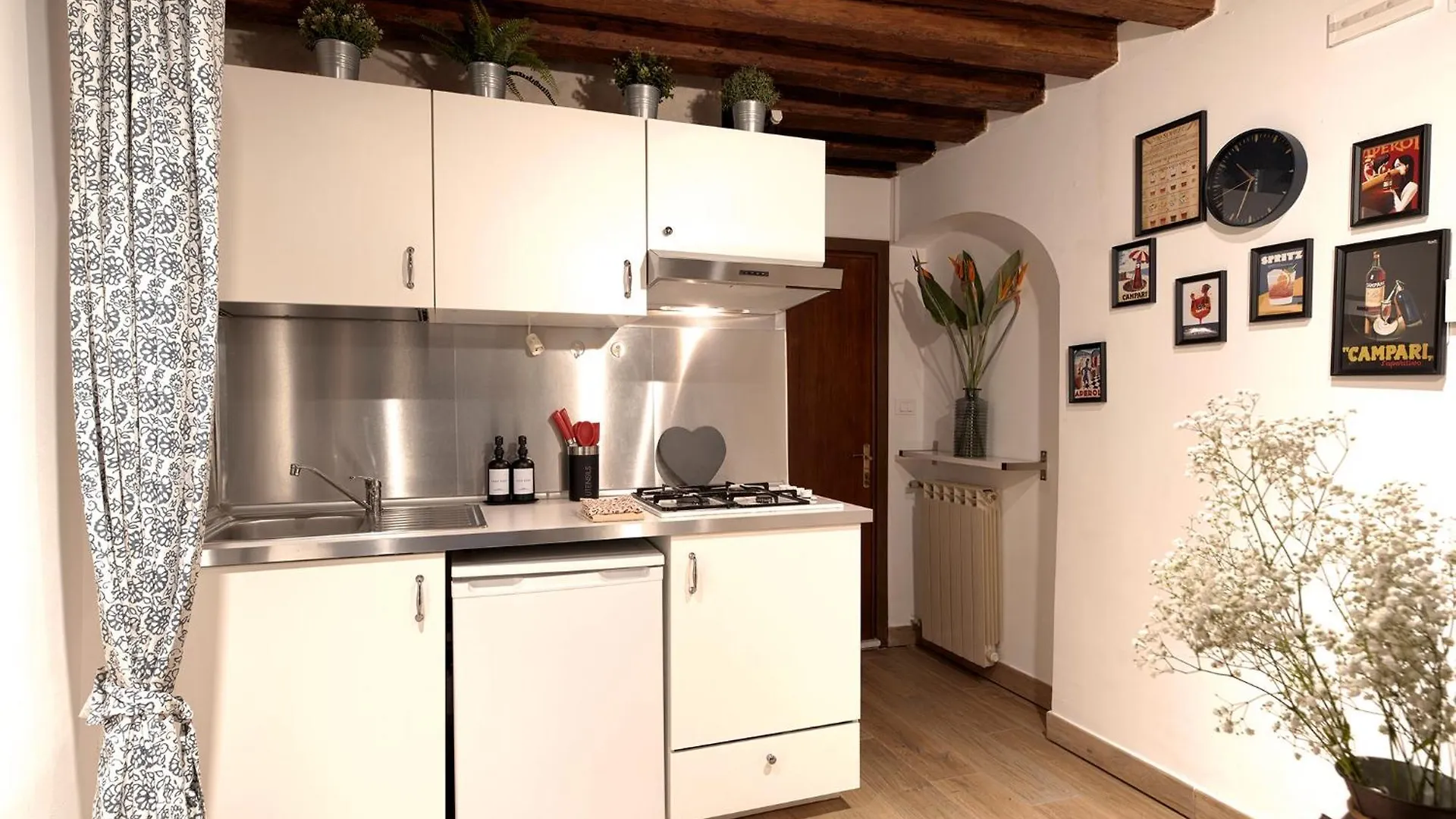 Mascherone Apartment Venice 0*,